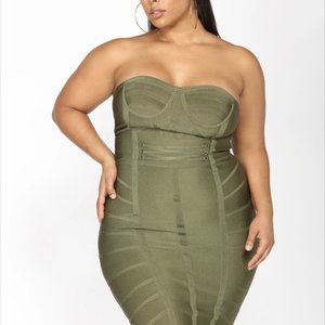 NWT Fashion Nova Give Me A HIt Bandage Dress Size 3X